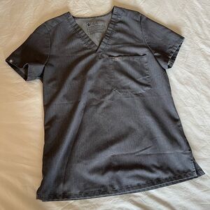 Figs Women’s Graphite Catarina One-Pocket Scrub Top